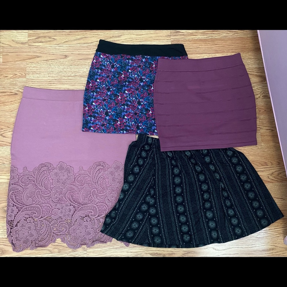Skirt Bundle Size M